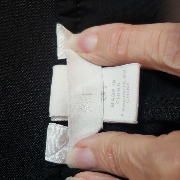 EUC- H&M Tuxedo Stripe Ponte Knit Pull On Skinny Dress Pant - Picture 6 of 7